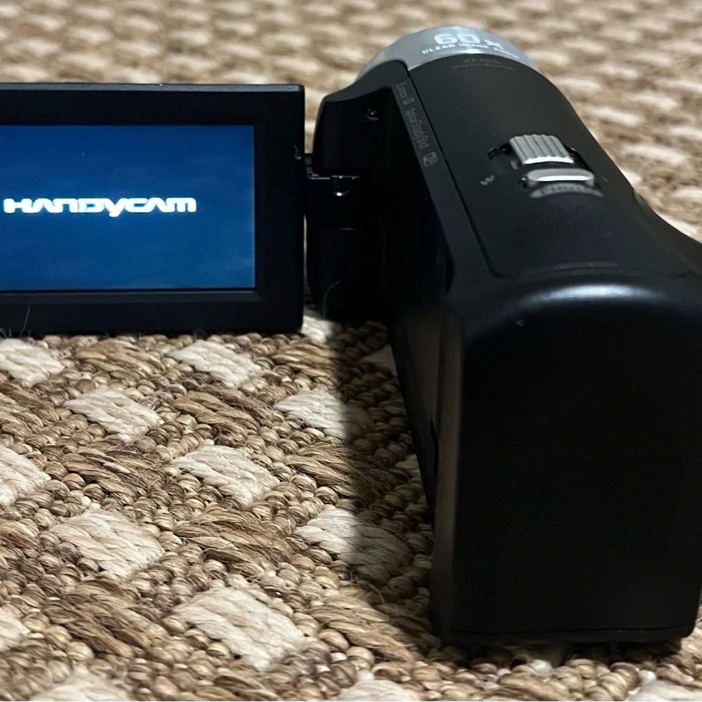 Sony camcorder zeiss